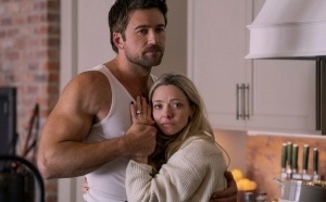 La Femme de Ménage : Plongez dans le thriller psychologique qui a conquis le monde !