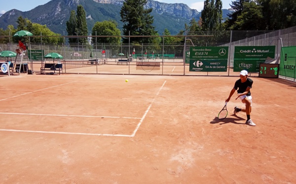 Quand les balles sifflent sur les rives du lac d’Annecy