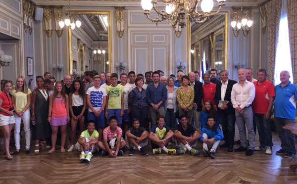 La mairie d’Annecy rend hommage au Tournoi de Tennis des Petits Princes