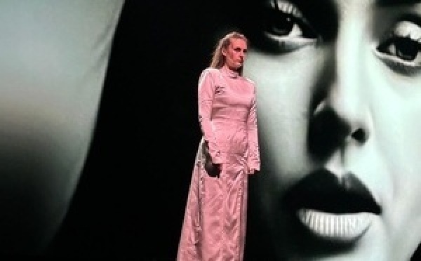 VivaTech 2026 : Lola Volonakis présente « SYNE », une performance immersive à la croisée de l’art lyrique et de l’intelligence artificielle
