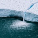 Cascade sur le glacier Brasvellbreen, sud de l'île de Nordaustlandet, archipel du Svalbard, Norvège ©Legacy