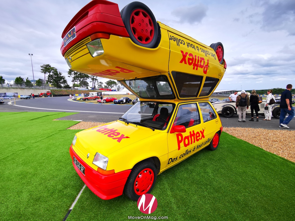 Voiture Balais Pattex - 24h du Mans - 100eme anniversaire historique - Le Mans Classic 2023 - Photo Move-On Magazine